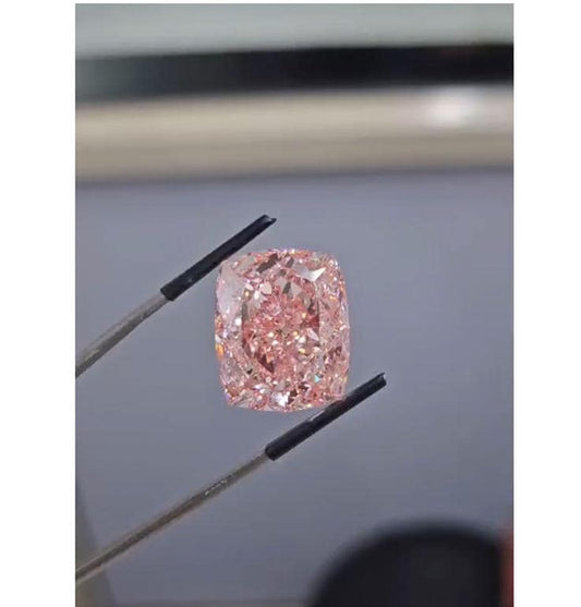 Cushion 2.00ct Fancy Intense Pink VS2, Loose Lab Grown Diamond, IGI Certified