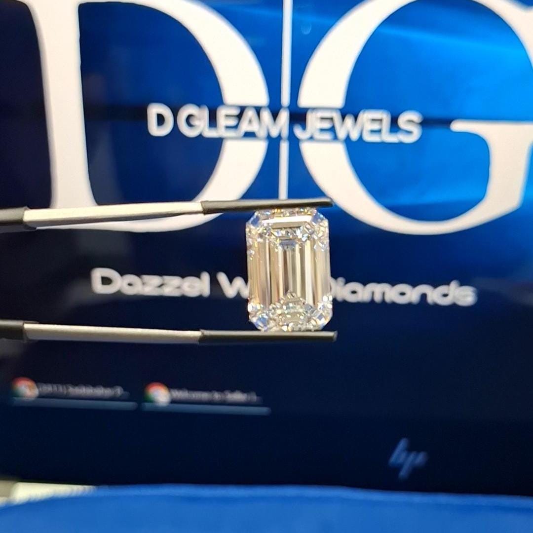 2.01 CT Emerald Cut Lab Grown Diamond: E/VS2 IGI Certified