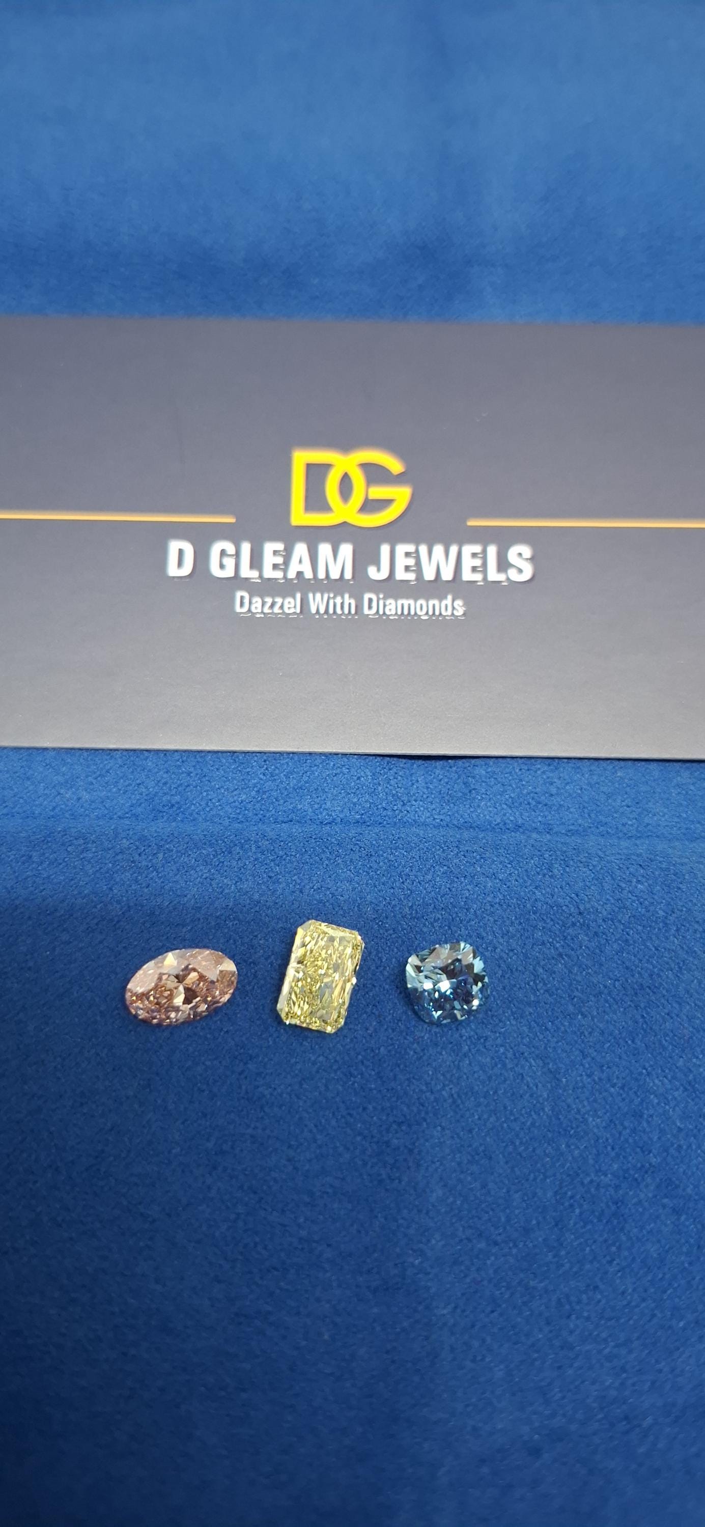 Radiant Cut Lab Grown Diamond: Fancy Vivid Yellow, VVS/VS, IGI Certified