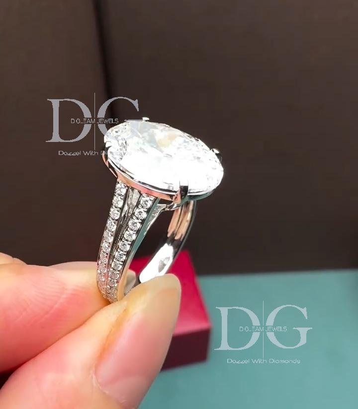 IGI Certified 5.00 Carat Oval Lab Grown Diamond Engagement Ring: Hidden Halo Split Shank