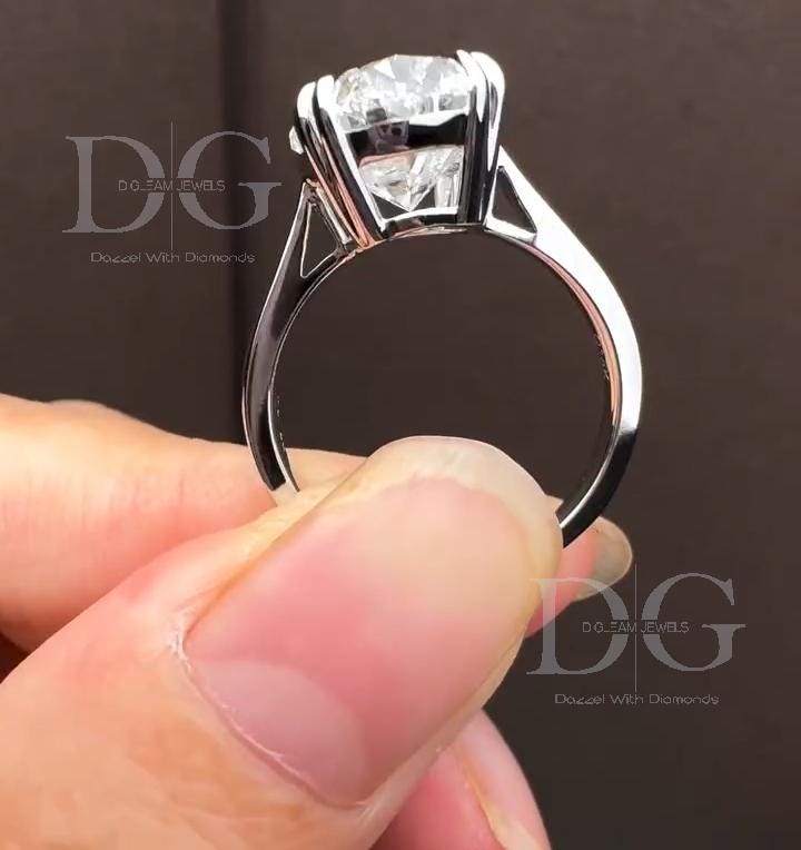 Oval Lab Grown Diamond Engagement Ring: Double Claw Prongs, IGI Certified
