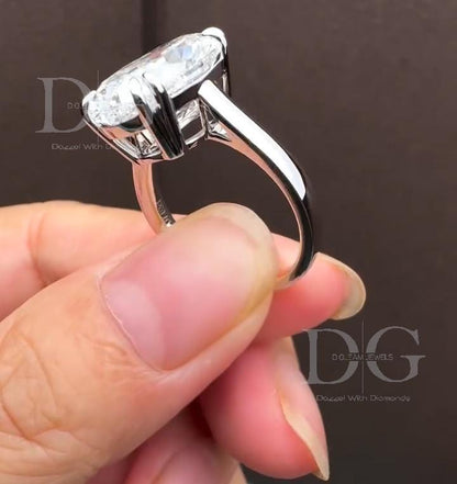 Oval Lab Grown Diamond Engagement Ring: Double Claw Prongs, IGI Certified