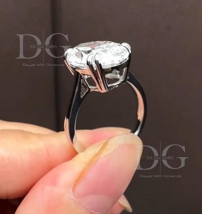 Oval Lab Grown Diamond Engagement Ring: Double Claw Prongs, IGI Certified