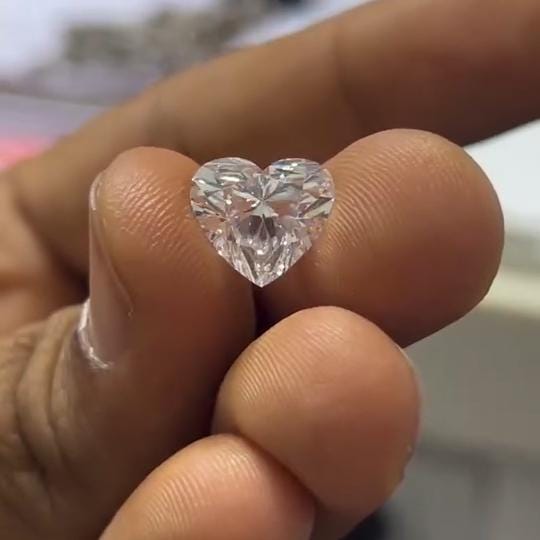 Heart Lab Grown Diamond: 1.51 CT D/VS1 IGI Certified
