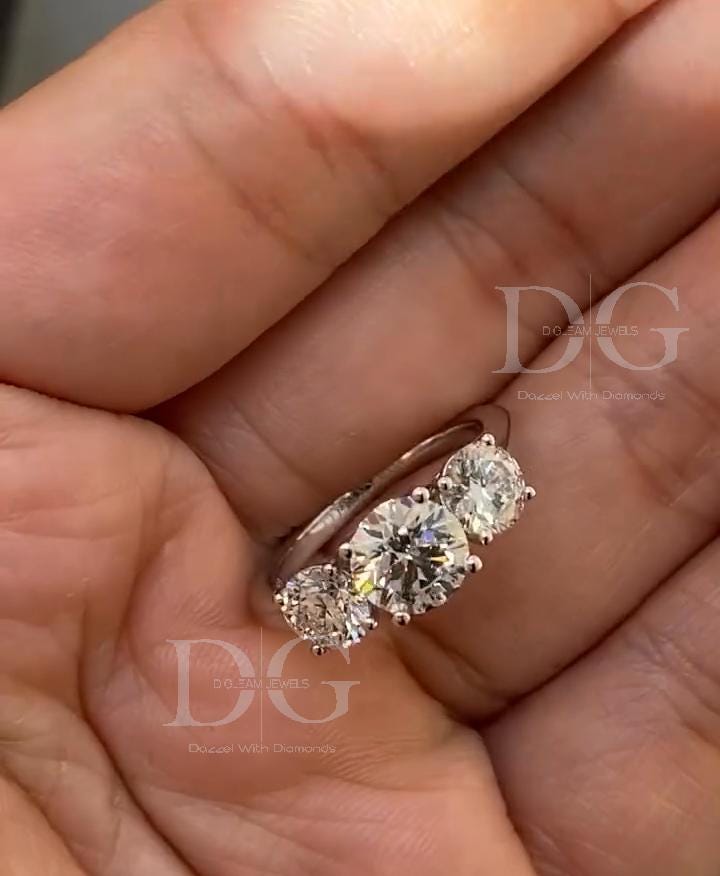 IGI Certified Lab Grown Diamond Engagement Ring - Three Stone Promise