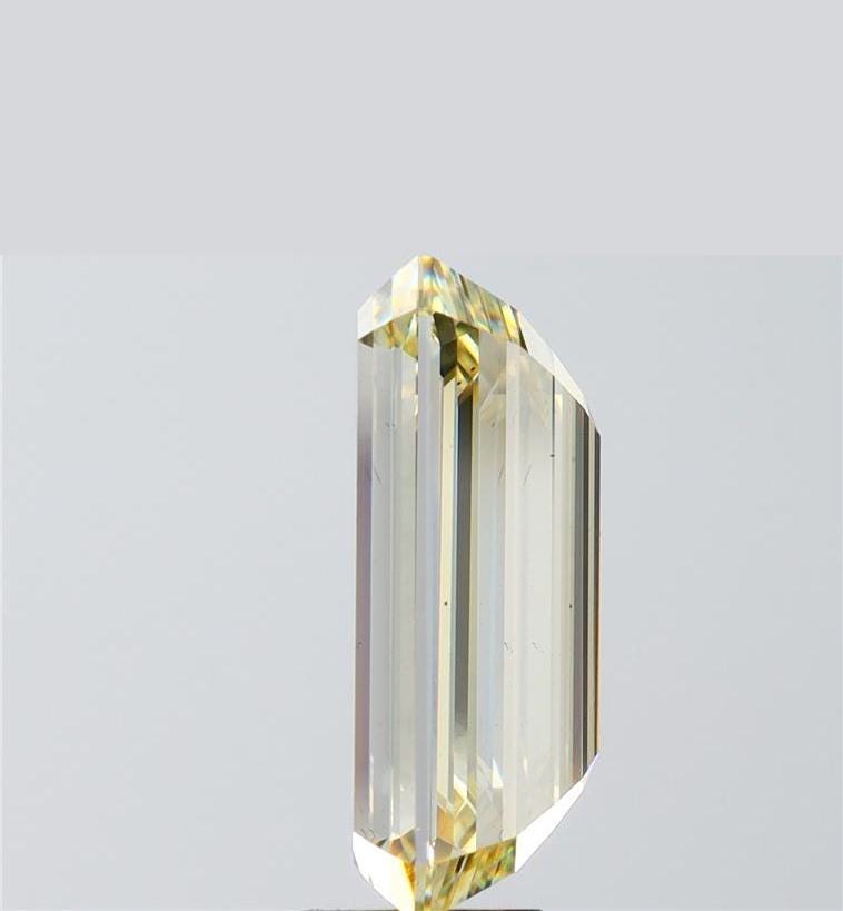 Emerald 7.00ct Fancy Intense Yellow VS2, IGI Certified, Lab grown Diamond