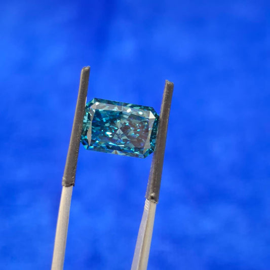 4.20 CT Radiant Cut Vivid Blue Lab Grown Diamond: Engagement Ring Gemstone