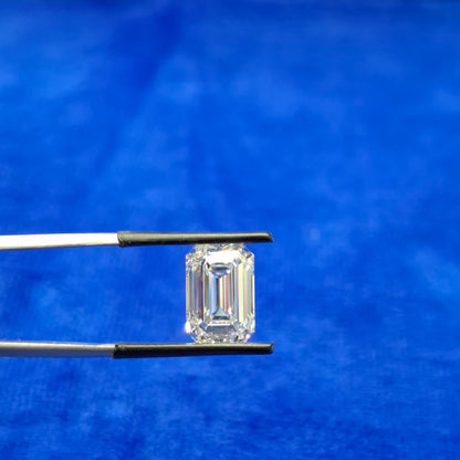 4.60 CT Emerald Cut Lab Grown Diamond: E/VS IGI Certified