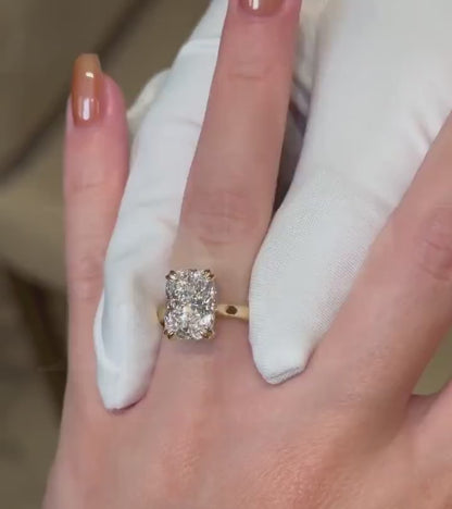 Cushion Cut Diamond Engagement Ring | Classic Solitaire Gold Ring | Timeless Bridal Jewelry | Luxury Fine Jewelry